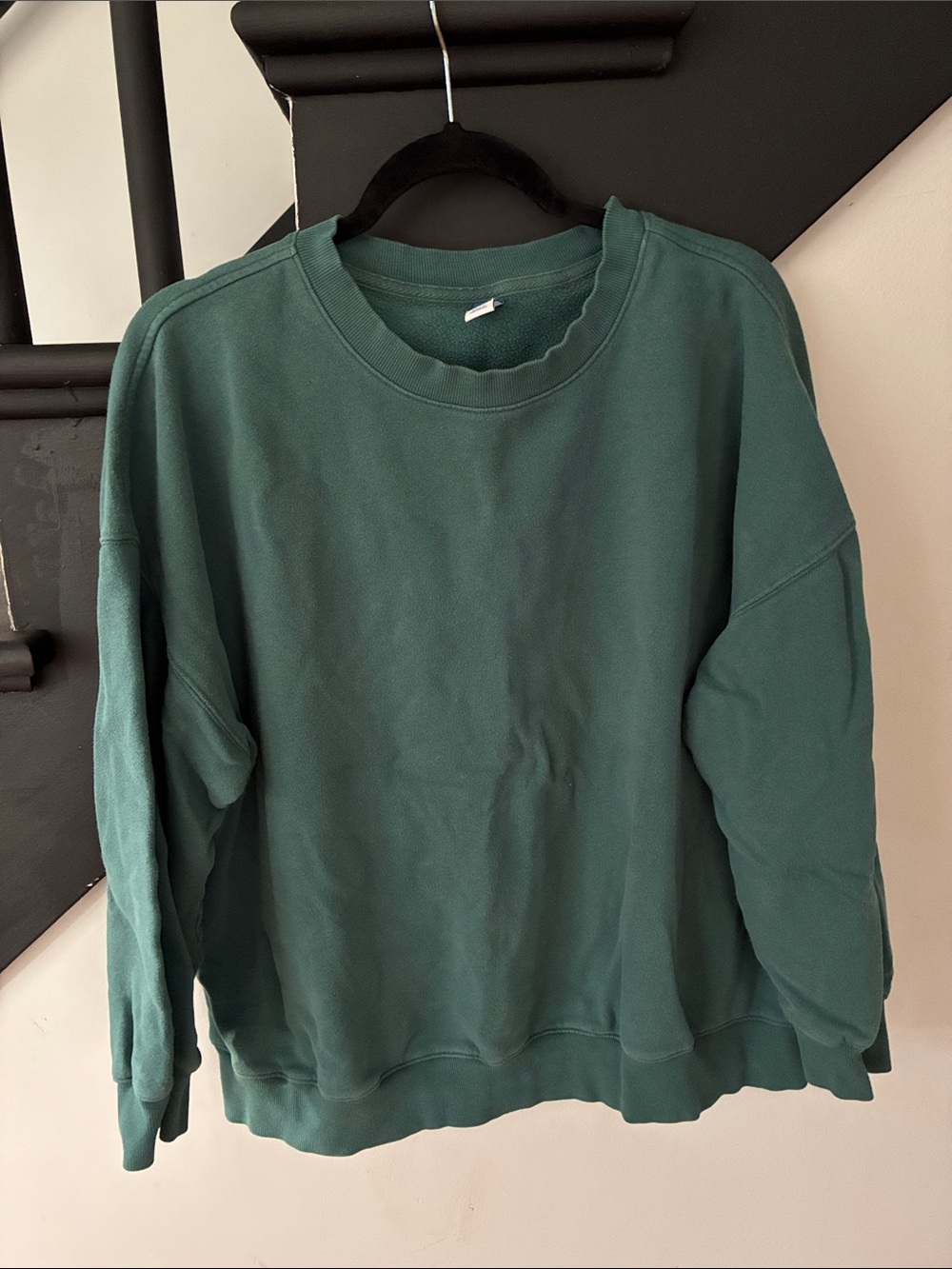 Old Navy crewneck sweatshirt